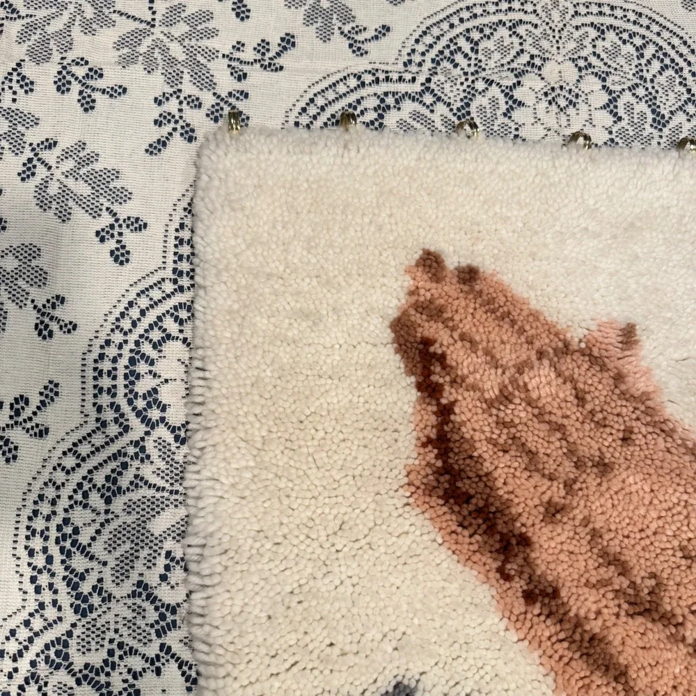 Vintage Praying Hands Latch Hook Rug Wall Hanging Religious Faith Christianity‎